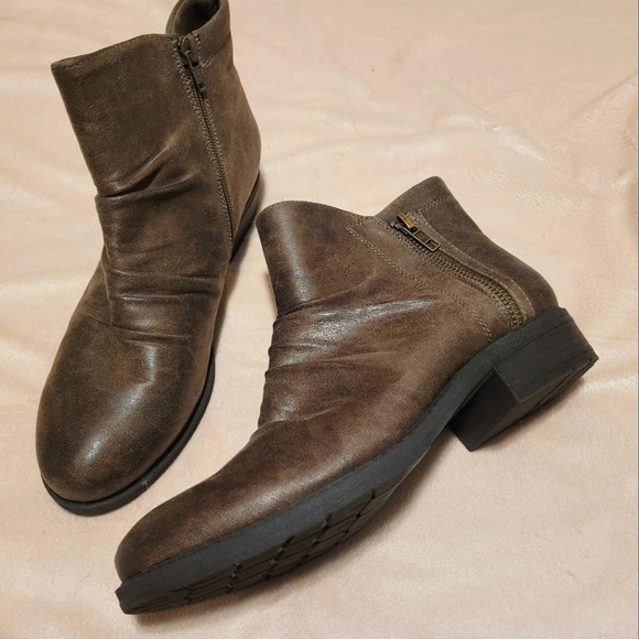 Barefoot Booties - Picture 3 of 4